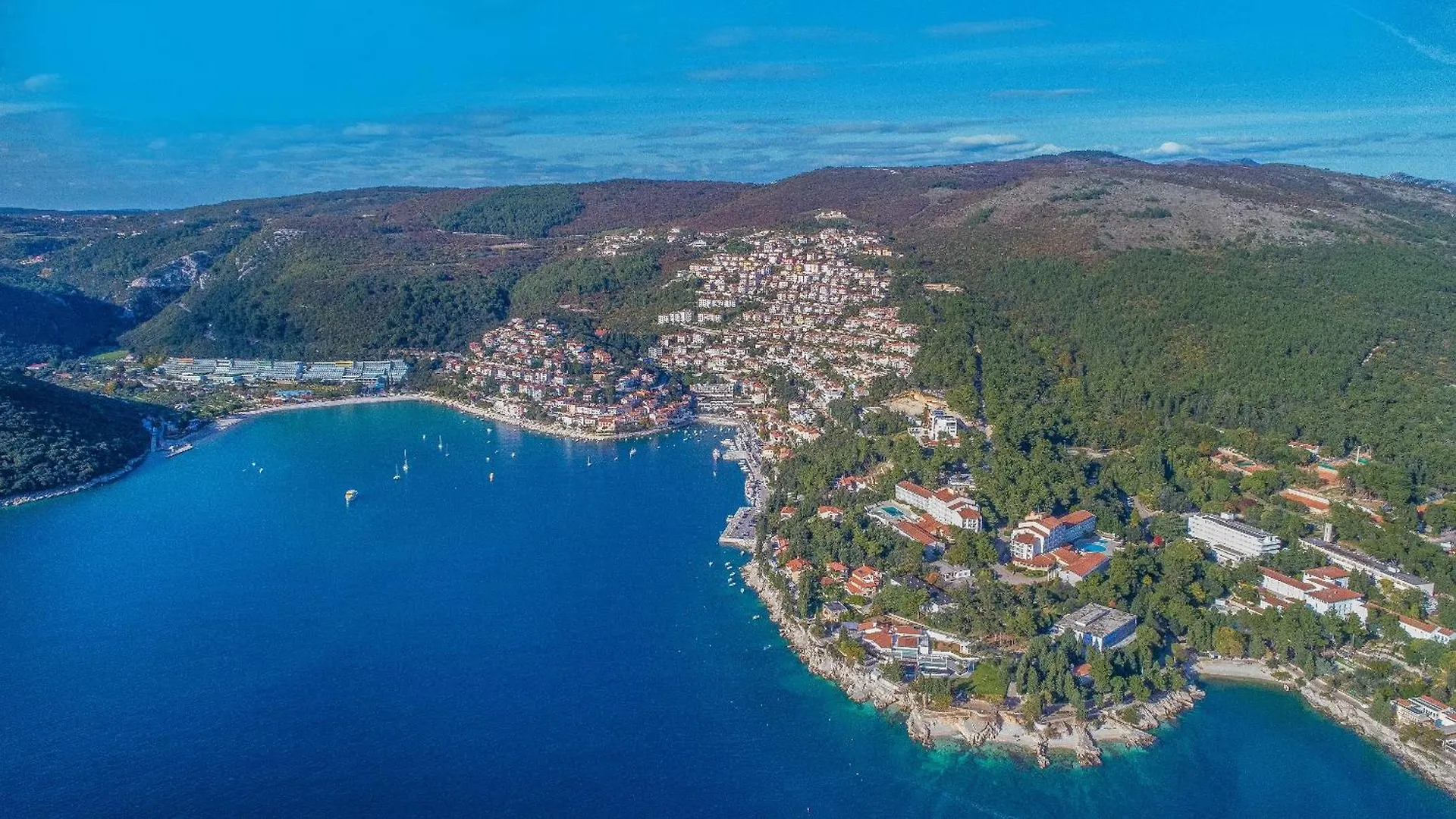 Ad Maiora With Shared Pool Apartment Rabac Croatia